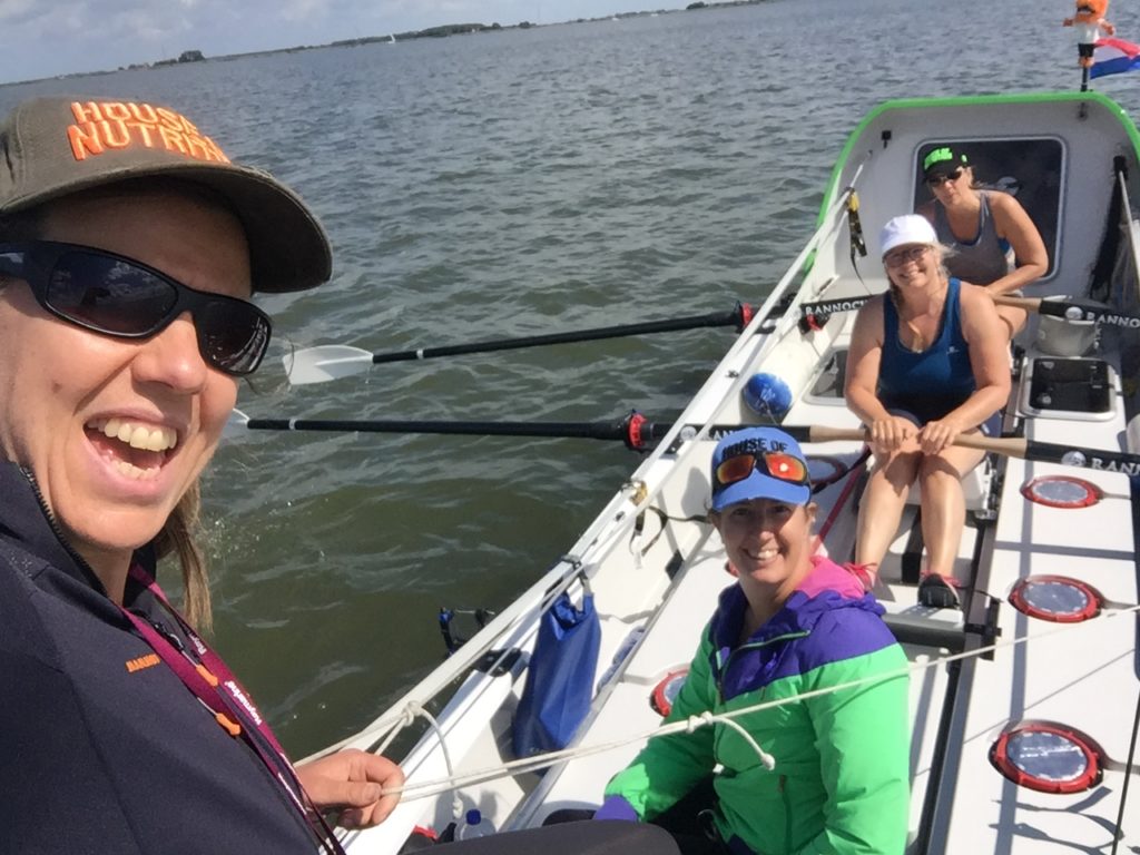Roeidames-garmin-selfie